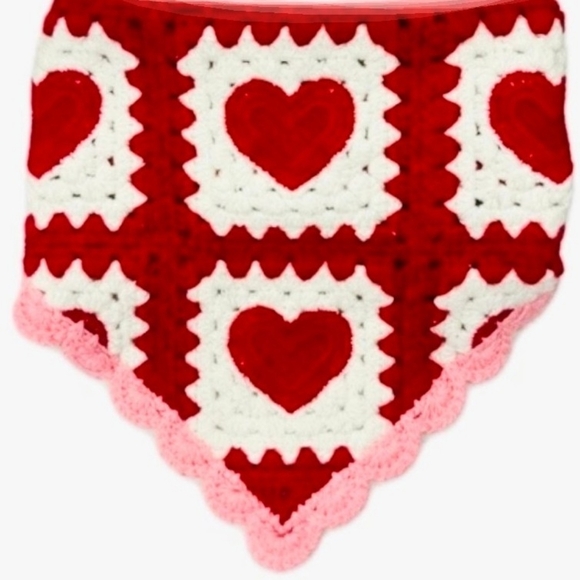 Piper K HEART VALENTINE Crochet Head Band Scarf Triangle Bandana 🤍🩷❤️ - Picture 2 of 8